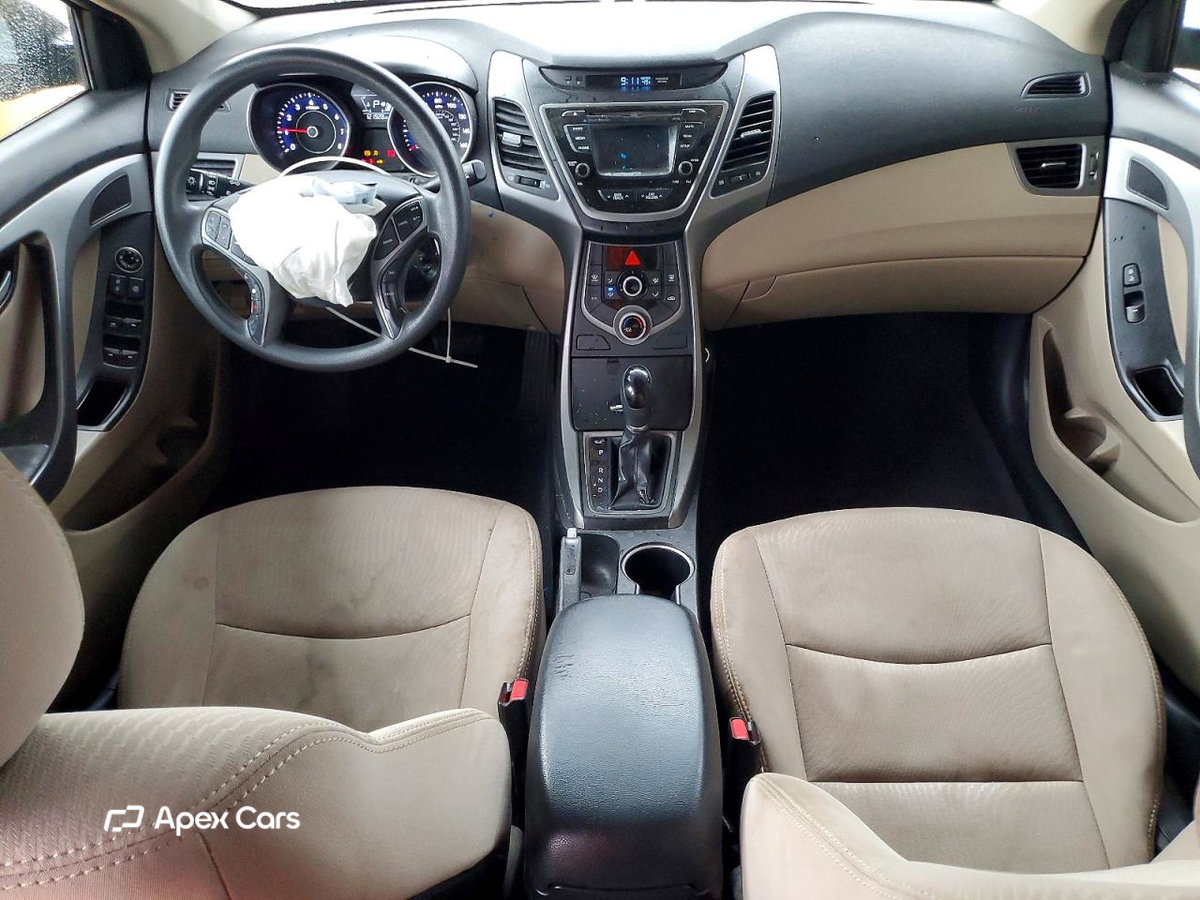 Hyundai Elantra 2016