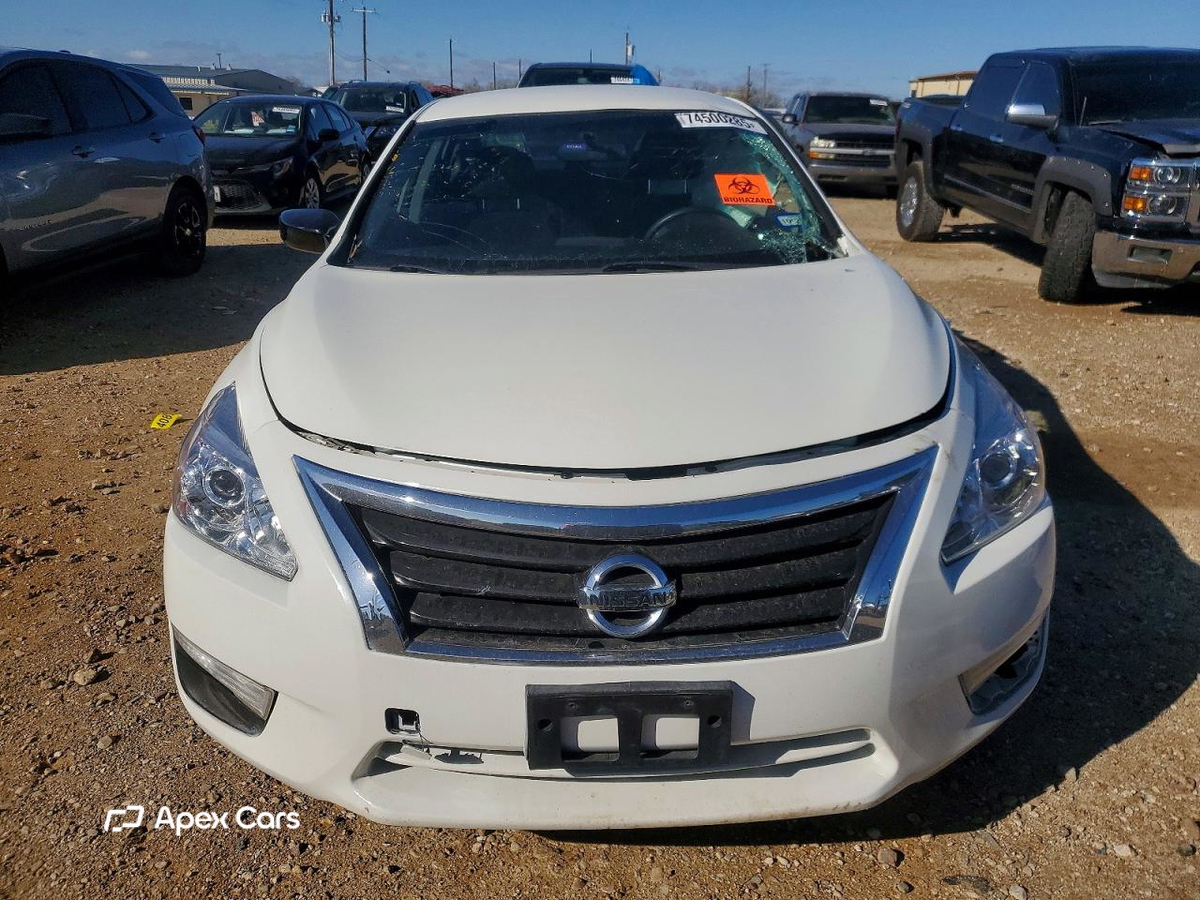 Nissan Altima 2015