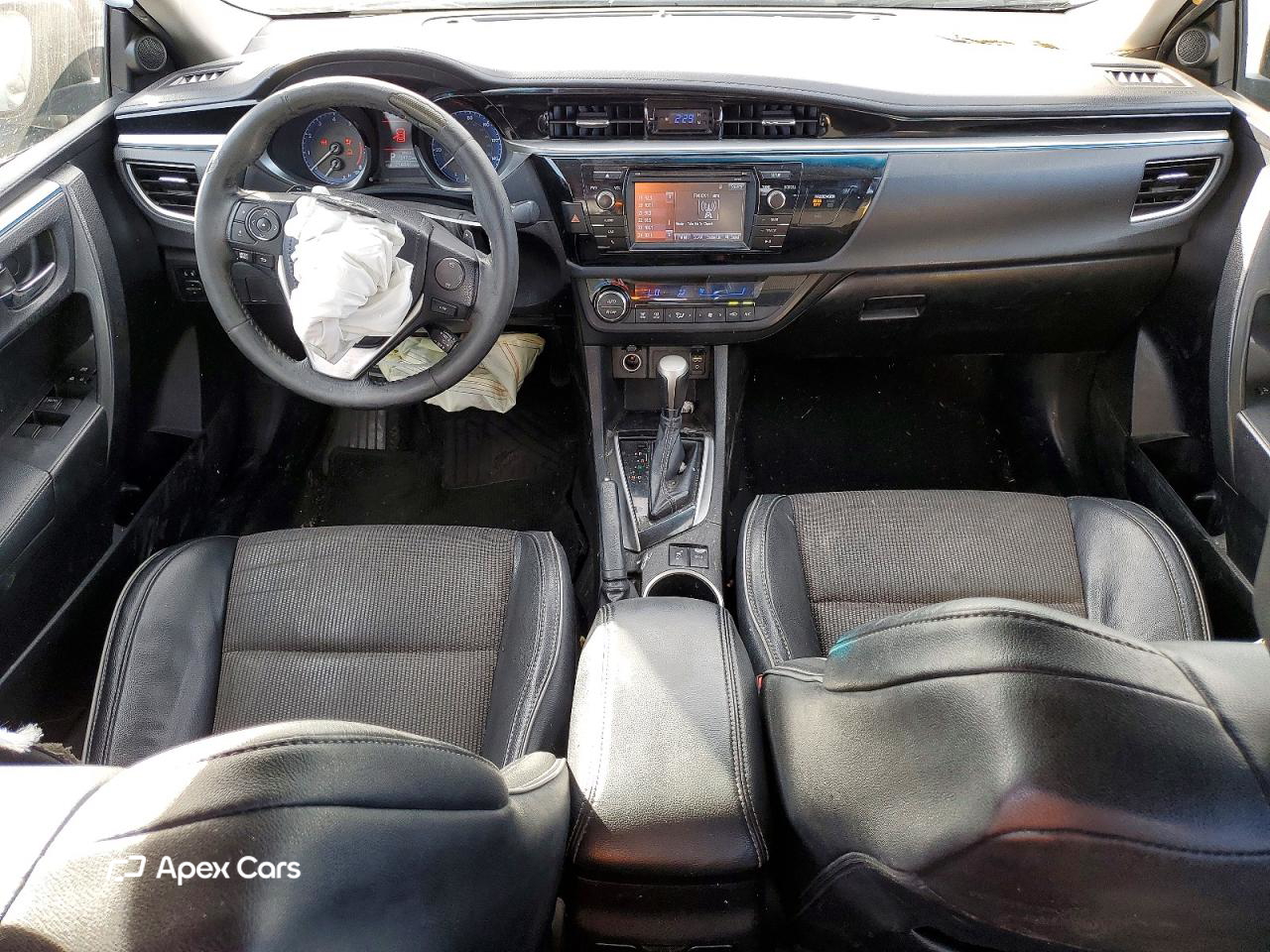Toyota Corolla 2015