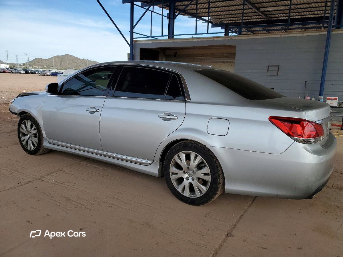 Toyota Avalon 2012