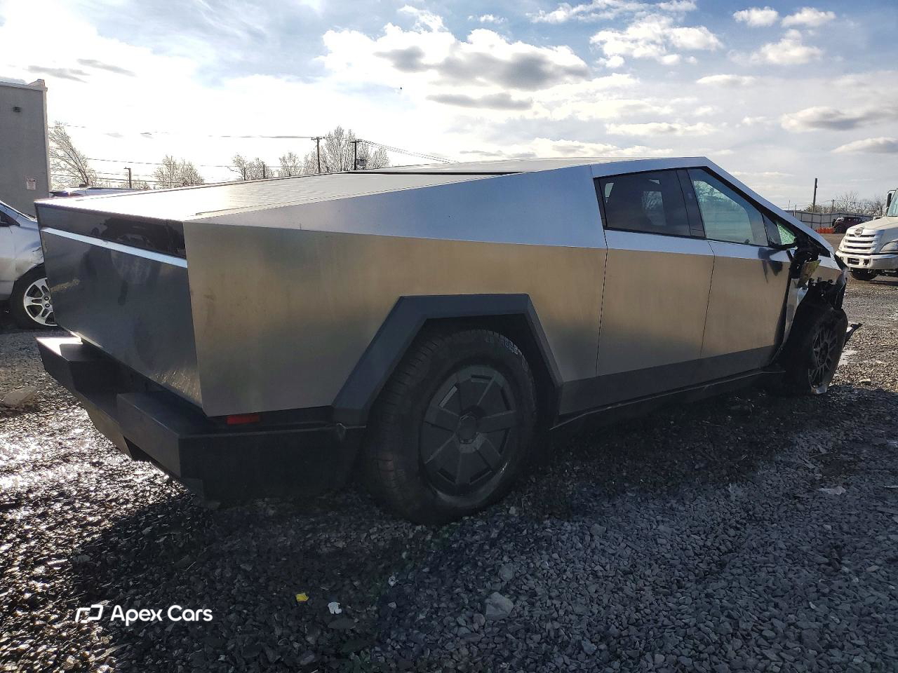 Tesla Cybertruck 2025