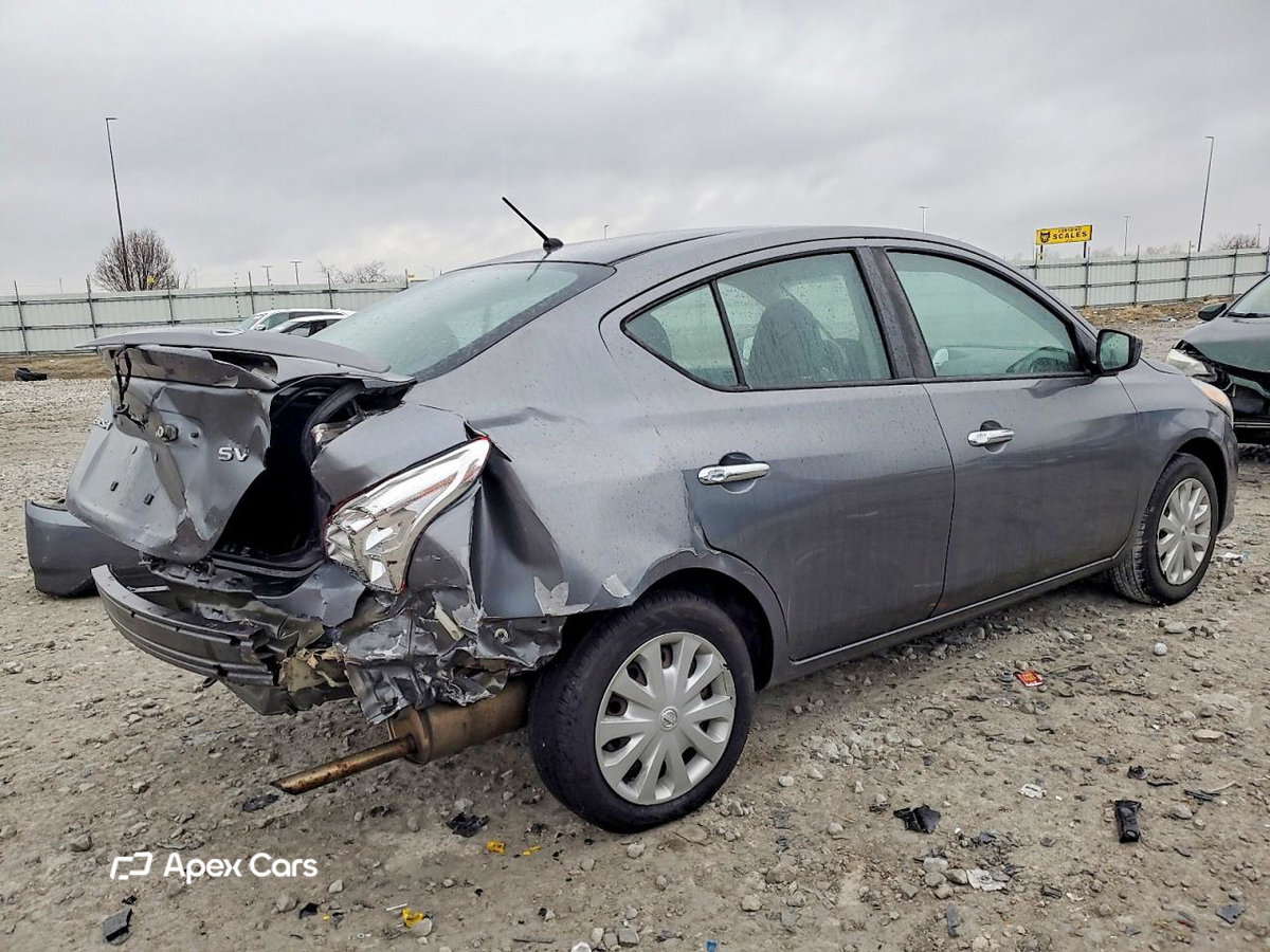 Nissan Versa 2017