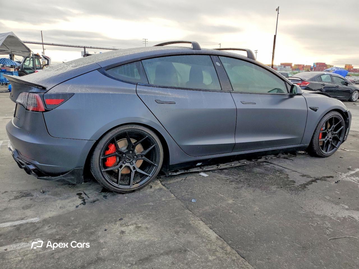 Tesla Model 3 2023