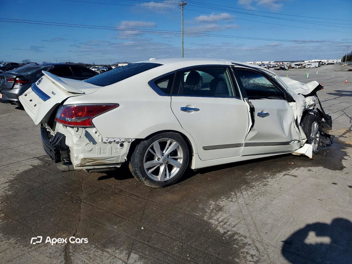 Nissan Altima 2015