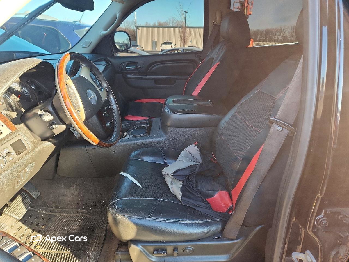 GMC Yukon 2011