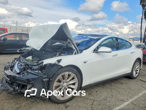 Tesla Model S 2016 - Image 1 of 14