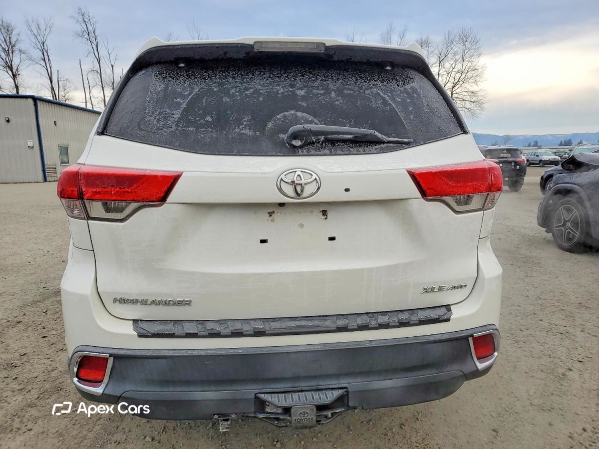 Toyota Highlander 2018