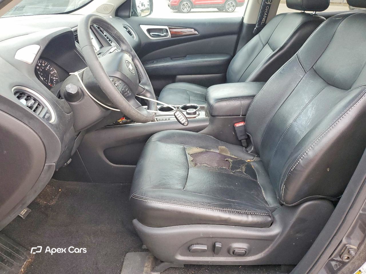 Nissan Pathfinder 2014