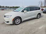 Chrysler Pacifica 2020
