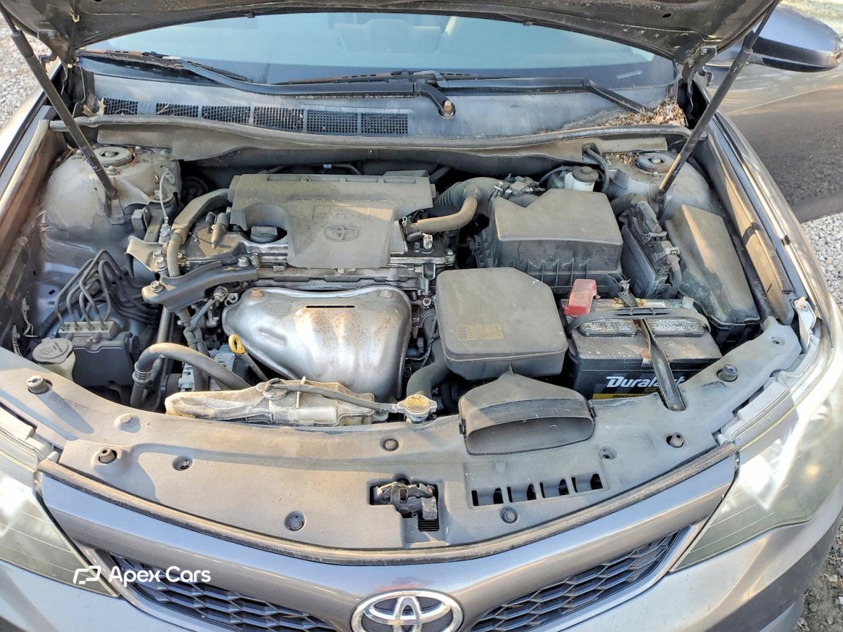 Toyota Camry 2012