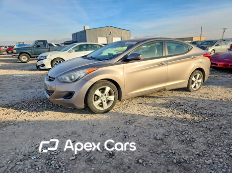 Hyundai Elantra 2013 - Image 1 of 13