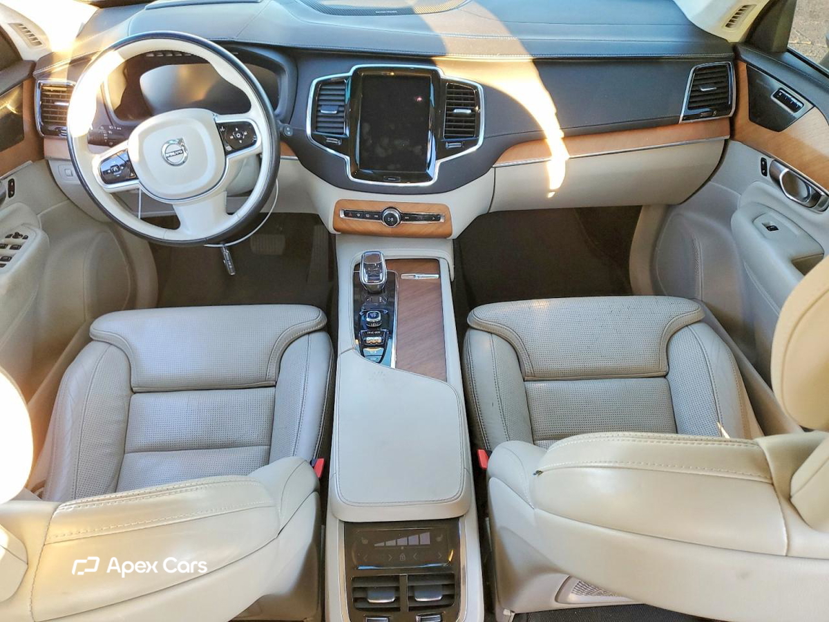 Volvo XC90 2020