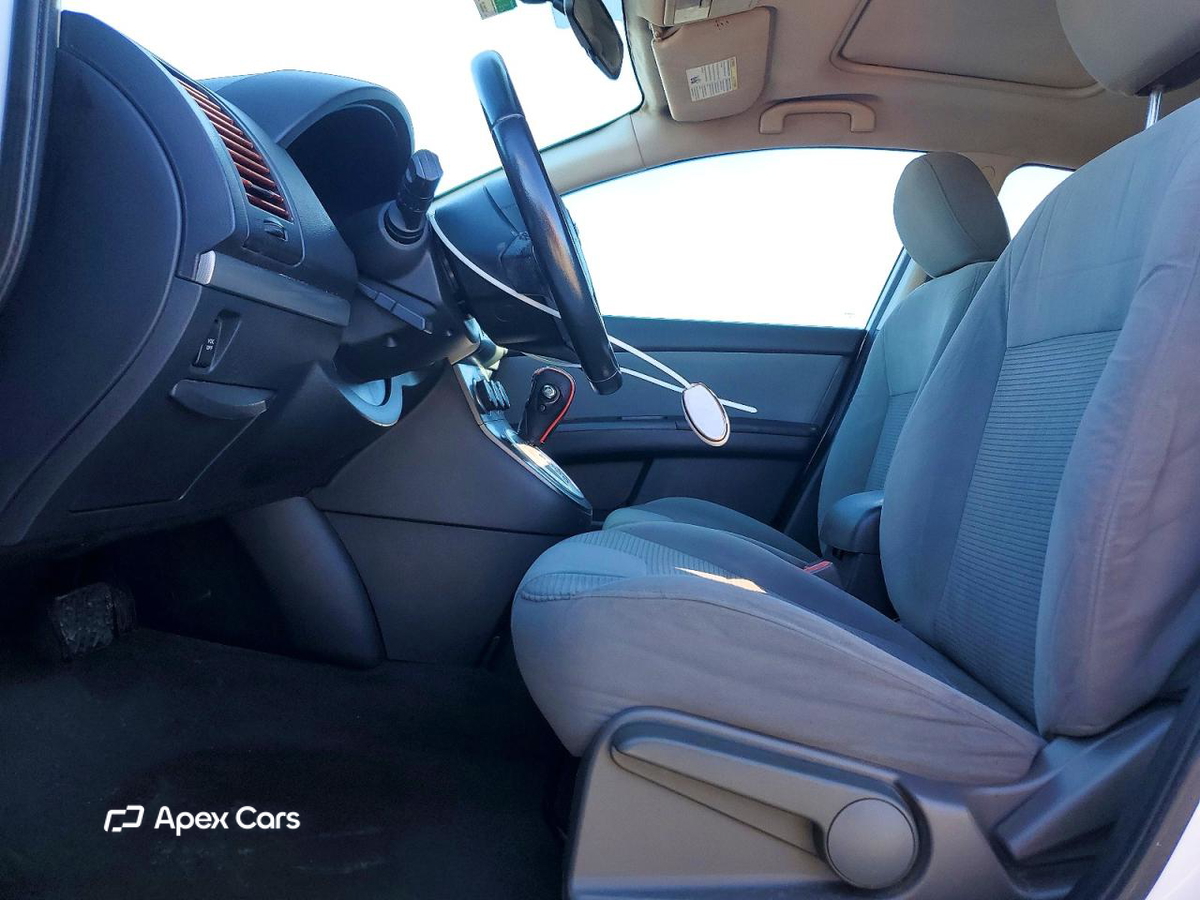 Nissan Sentra 2011