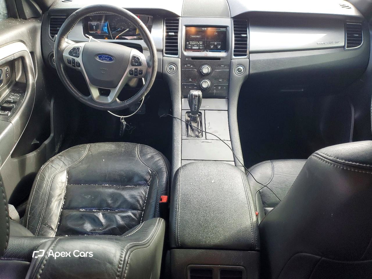 Ford Taurus 2015