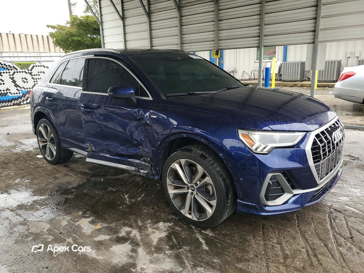 Audi Q3 2021