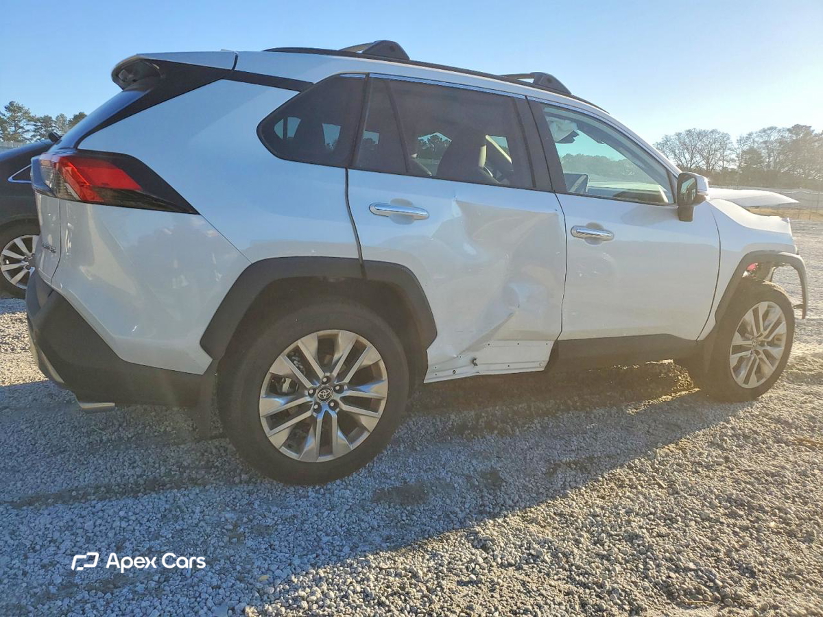 Toyota RAV 4 2025