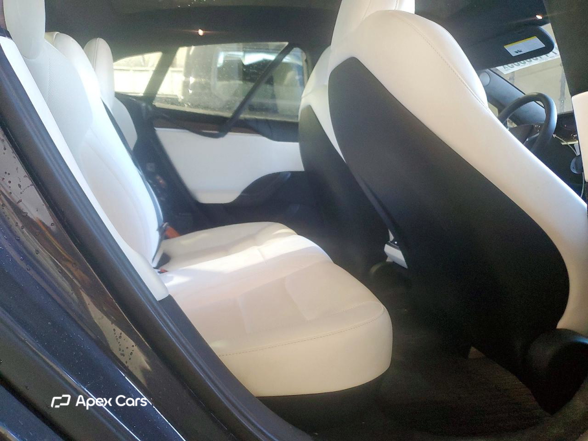 Tesla Model S 2023