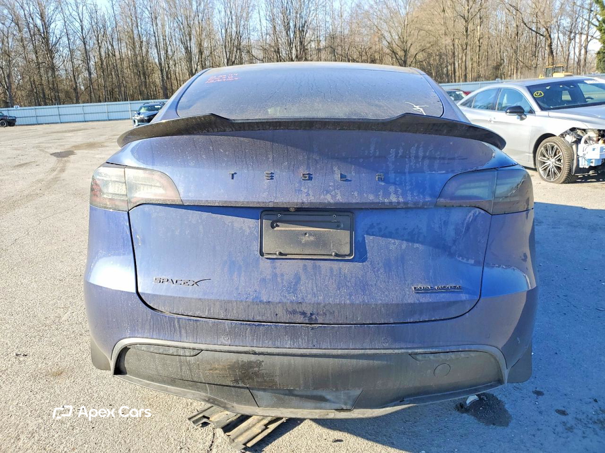 Tesla Model Y 2021