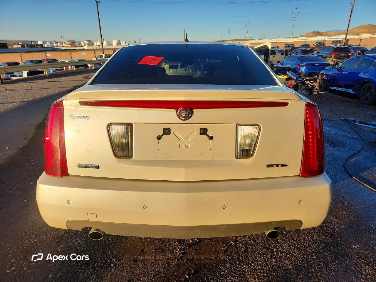 Cadillac STS 2005