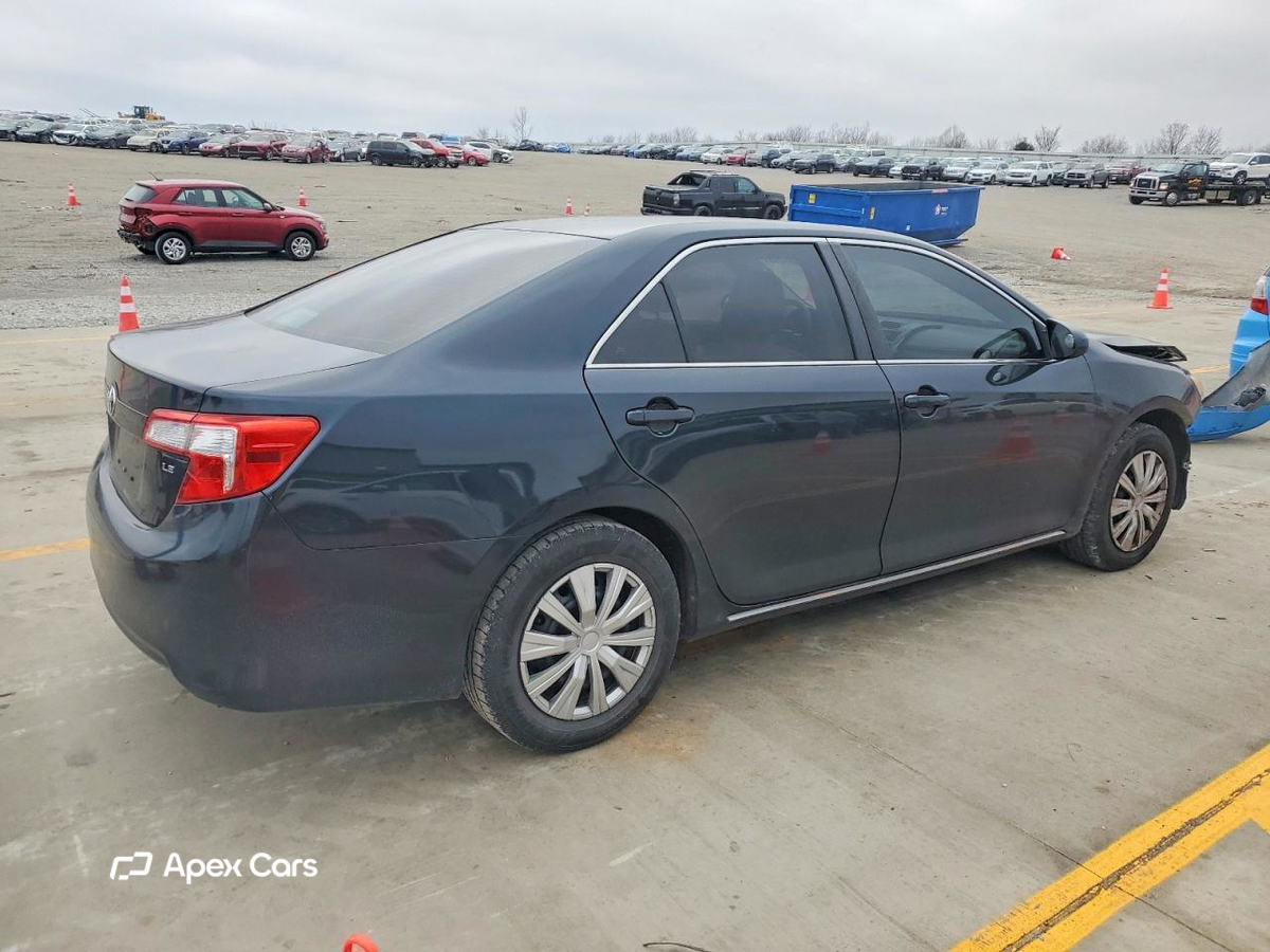 Toyota Camry 2012