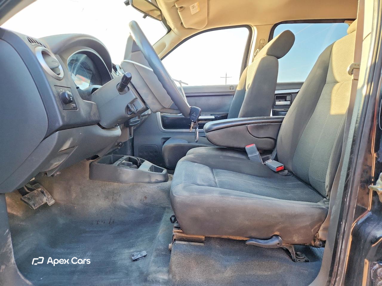 Mitsubishi Raider 2007