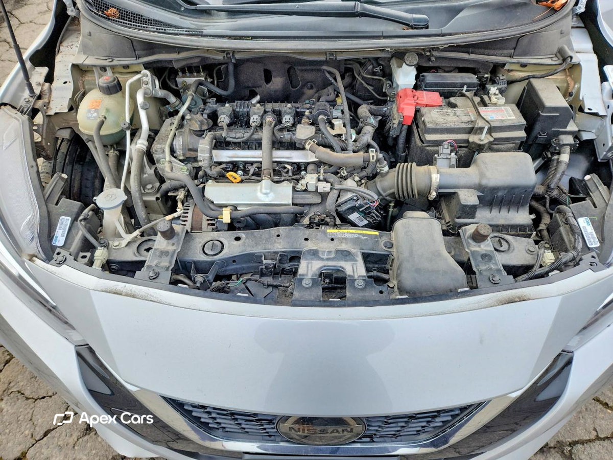 Nissan Versa 2021