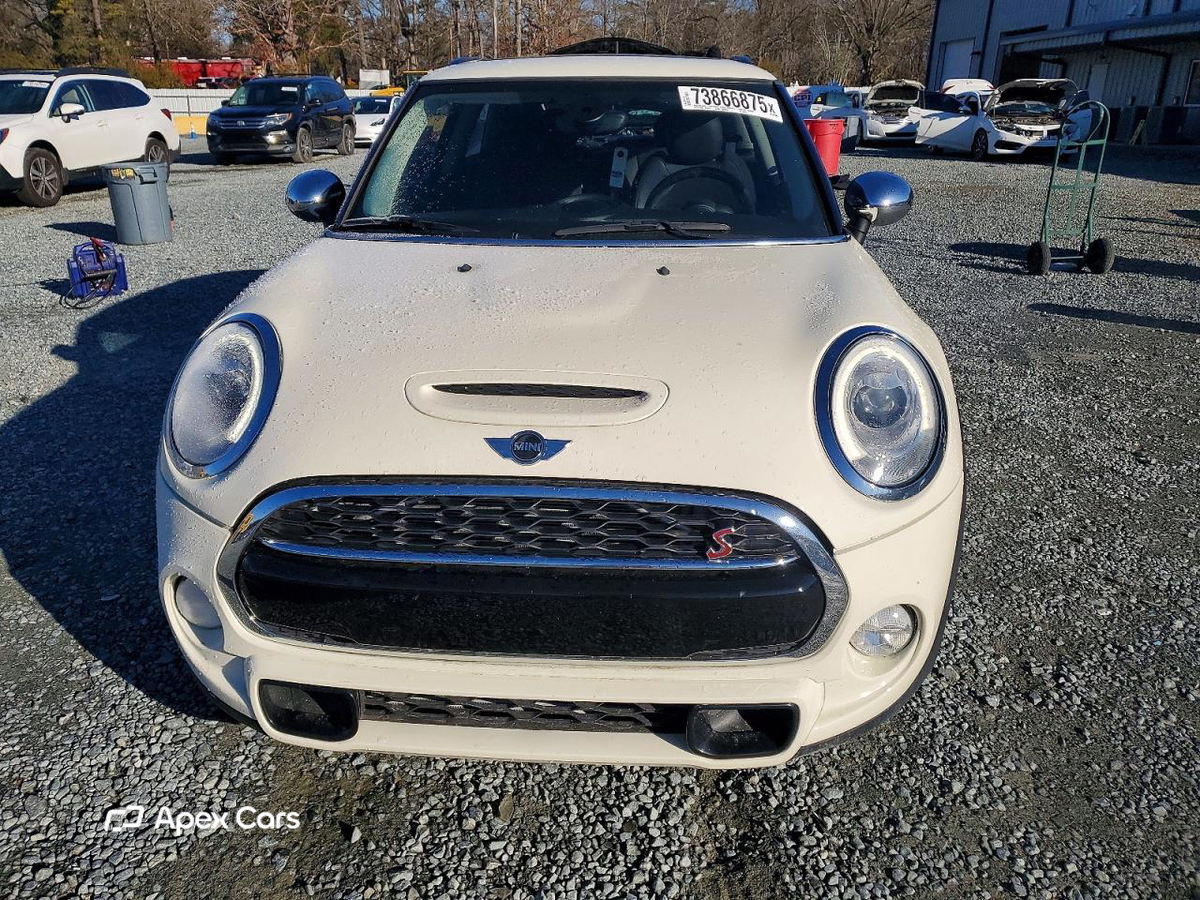 MINI Cooper 2015