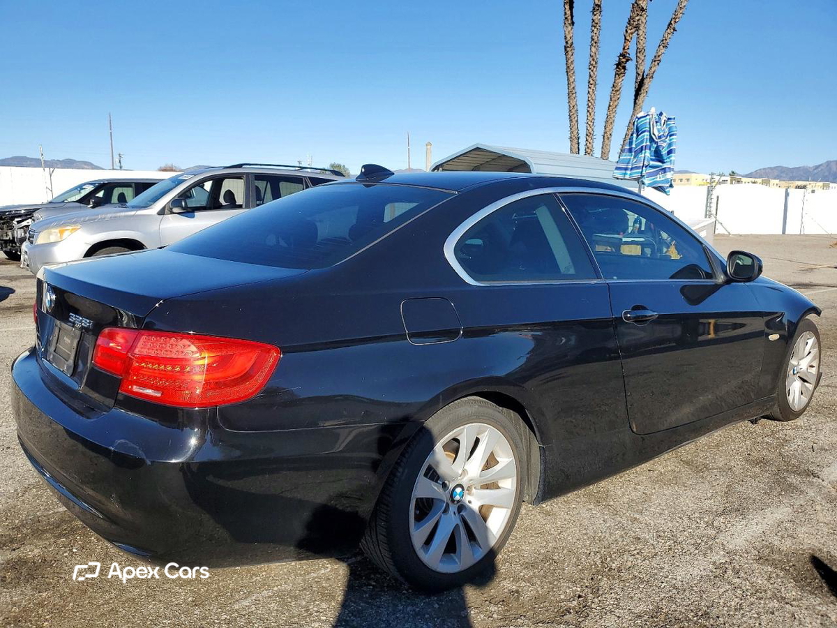 BMW Series 3 2012