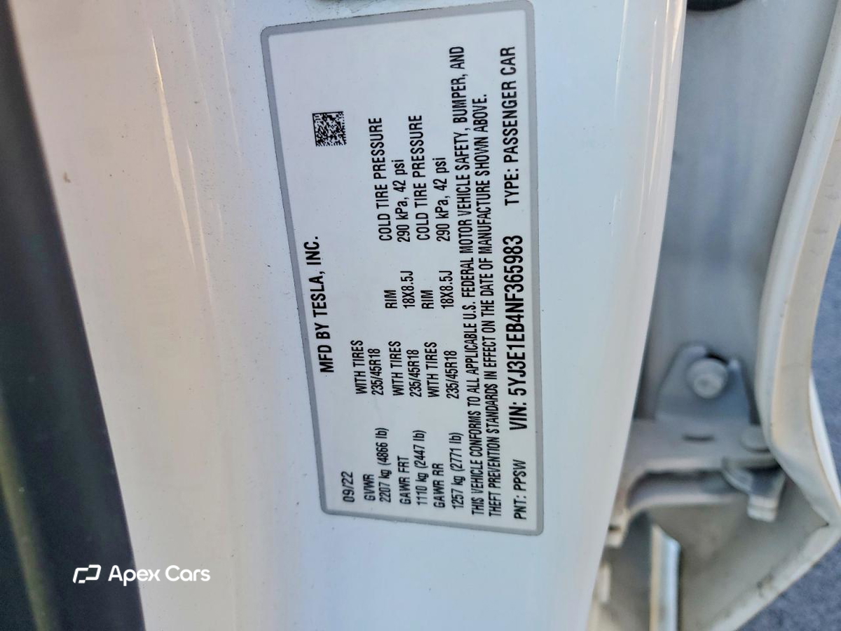 Tesla Model 3 2022