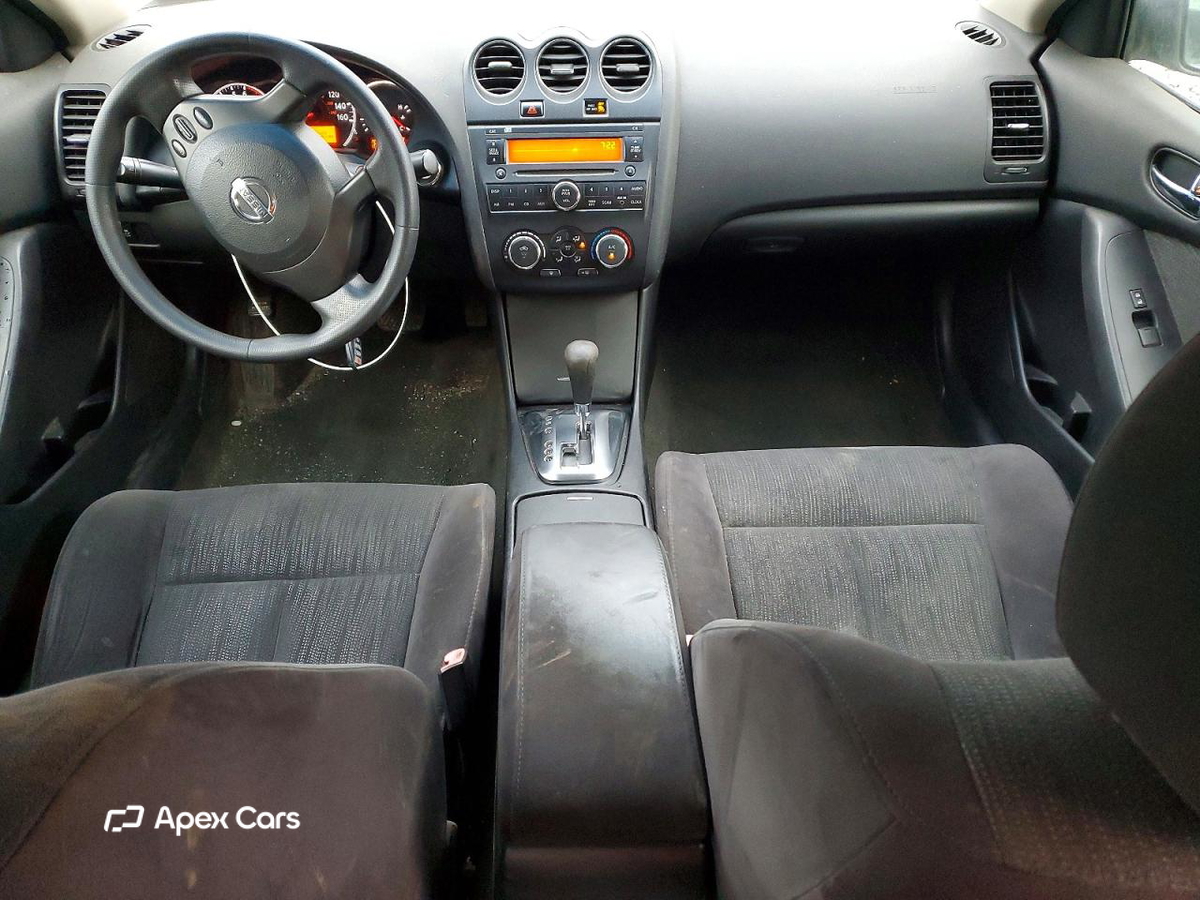 Nissan Altima 2011