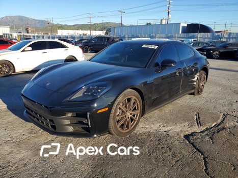 Porsche Panamera 2025 - Image 1 of 13
