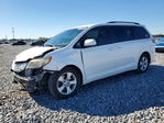 Toyota Sienna 2016