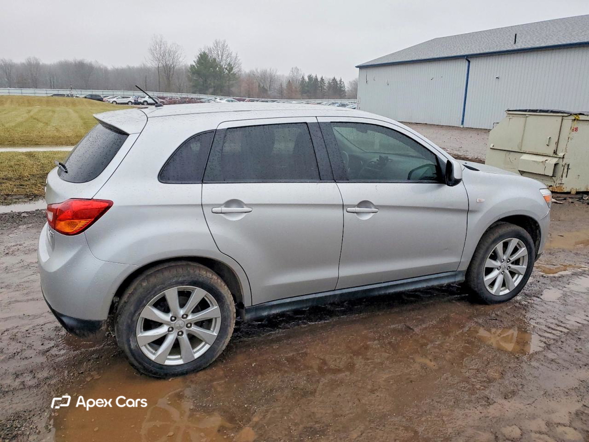 Mitsubishi Outlander 2013