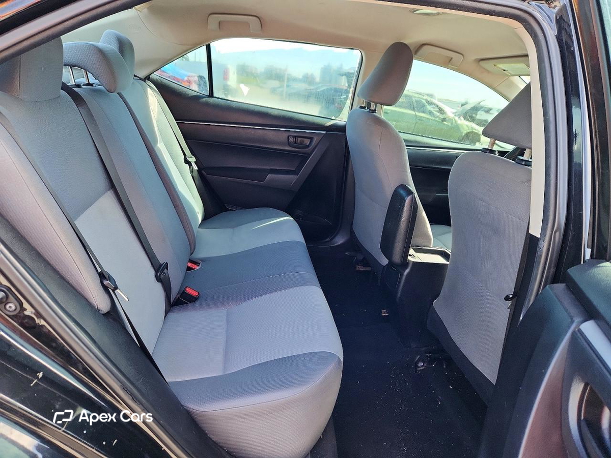 Toyota Corolla 2015