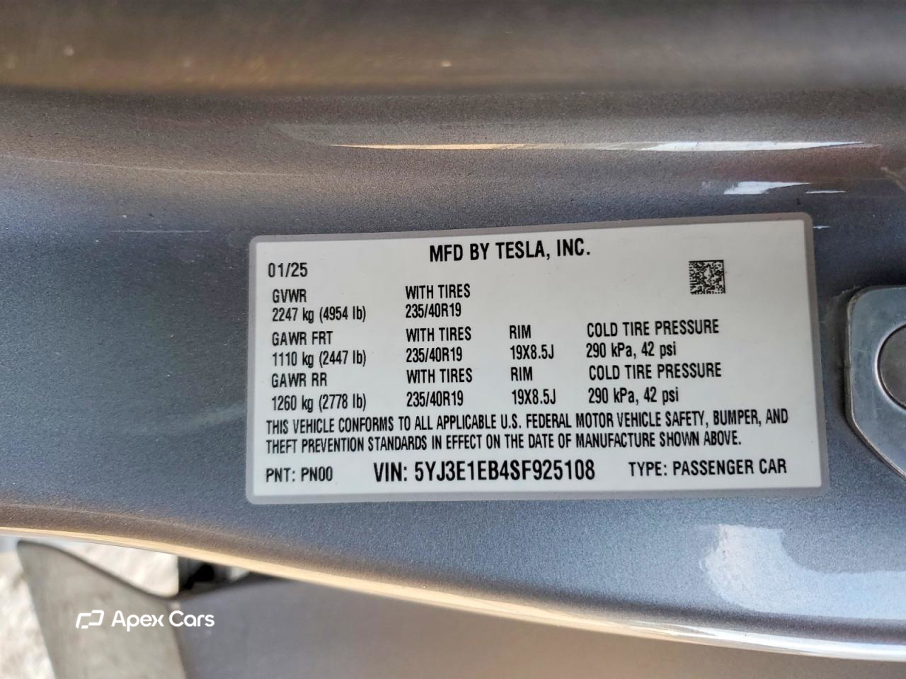 Tesla Model 3 2025