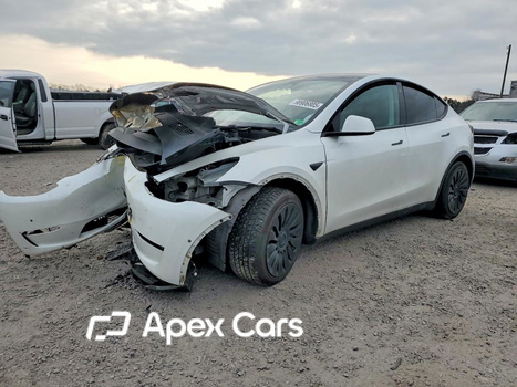 Tesla Model Y 2020 - Image 1 of 14
