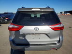 Toyota Sienna 2015
