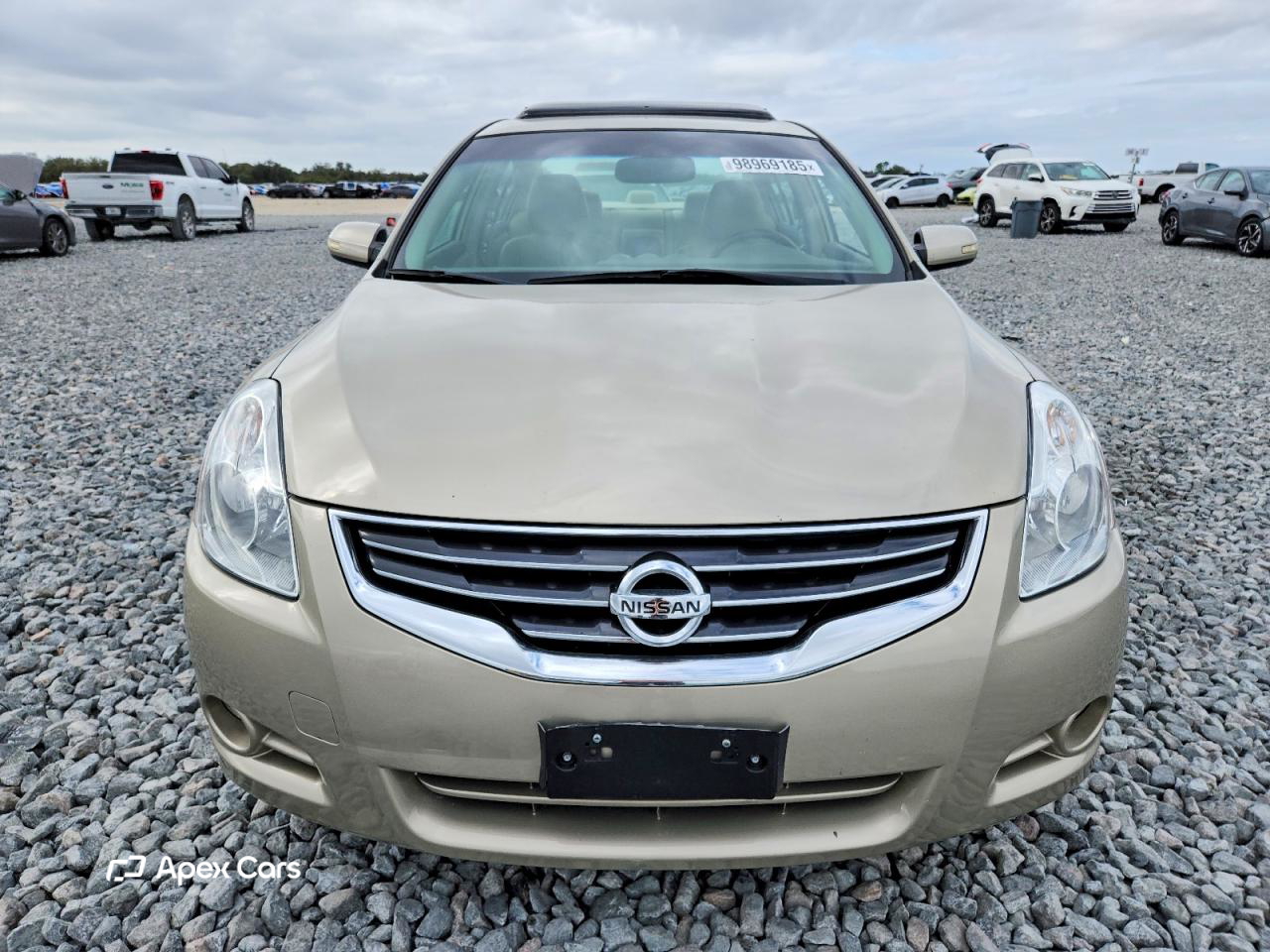 Nissan Altima 2010