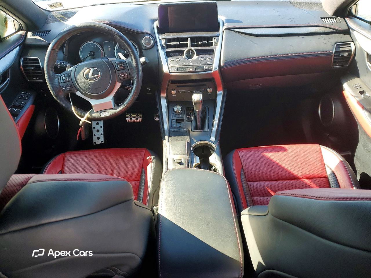 Lexus NX 2021