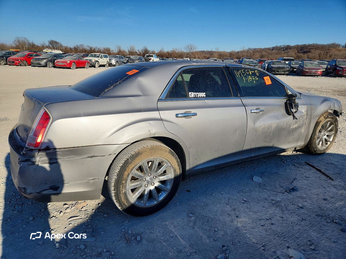 Chrysler 300C 2011