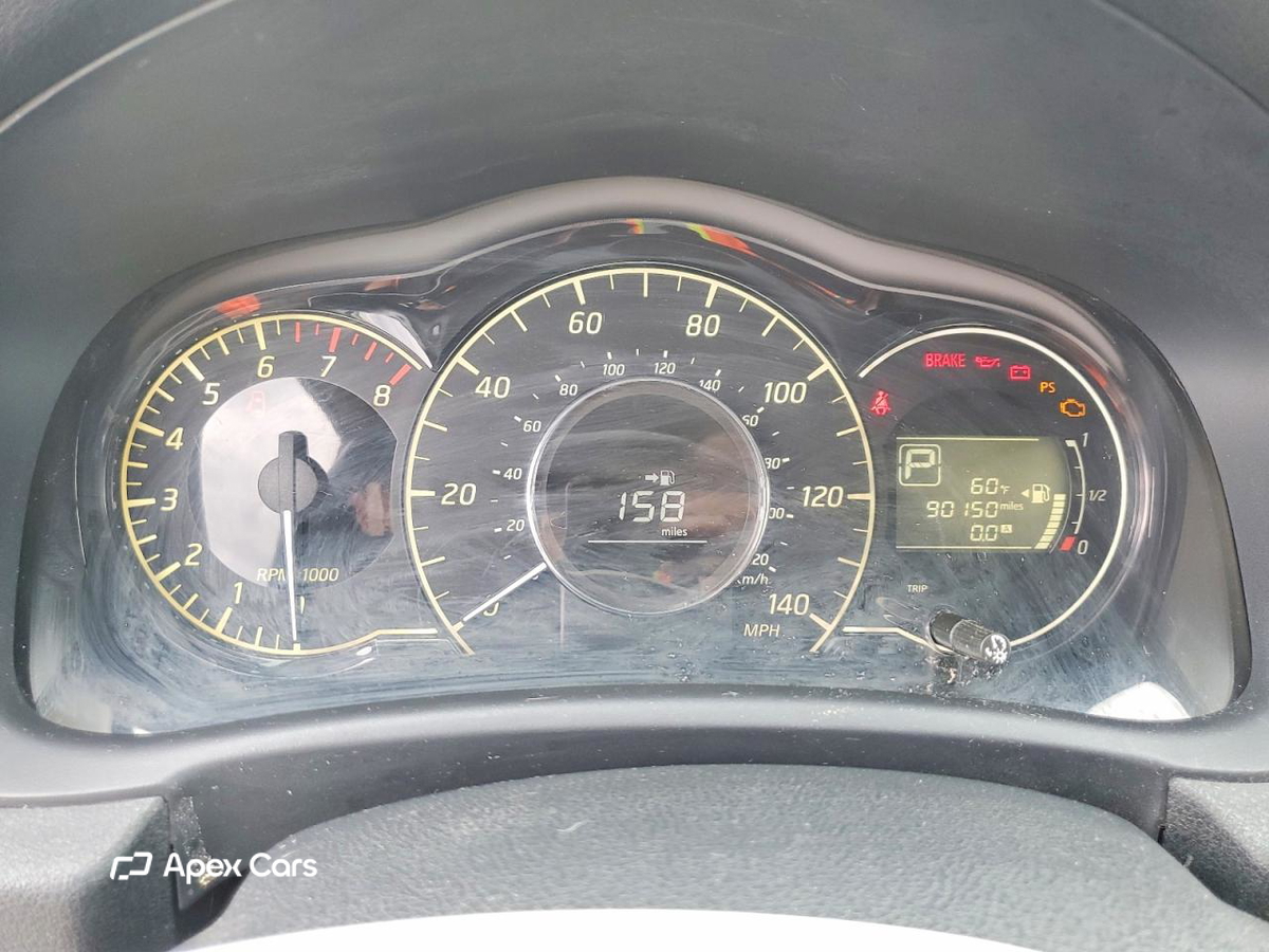 Nissan Versa 2015