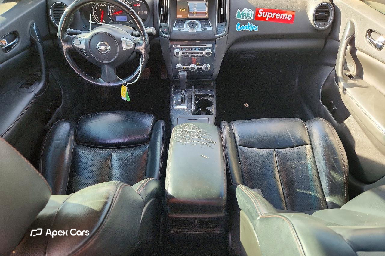 Nissan Maxima 2012