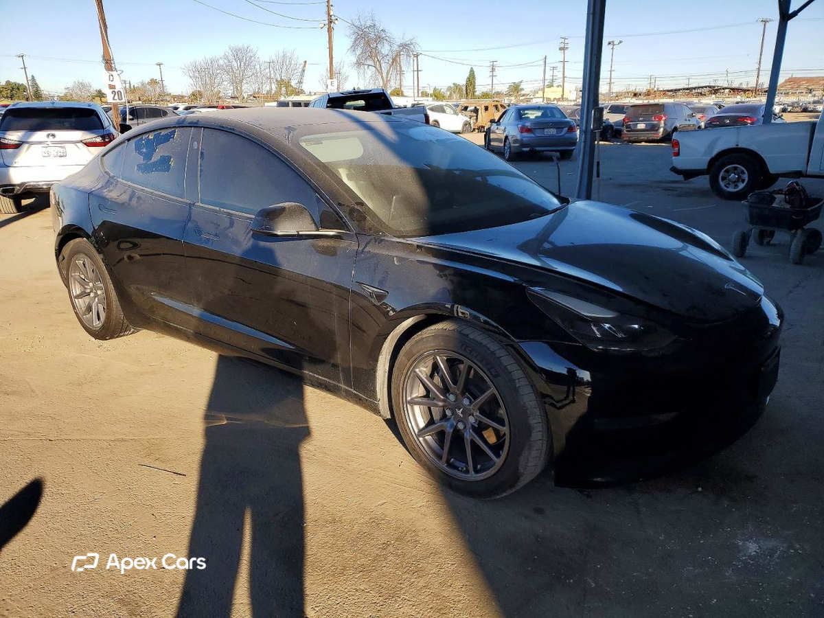 Tesla Model 3 2021