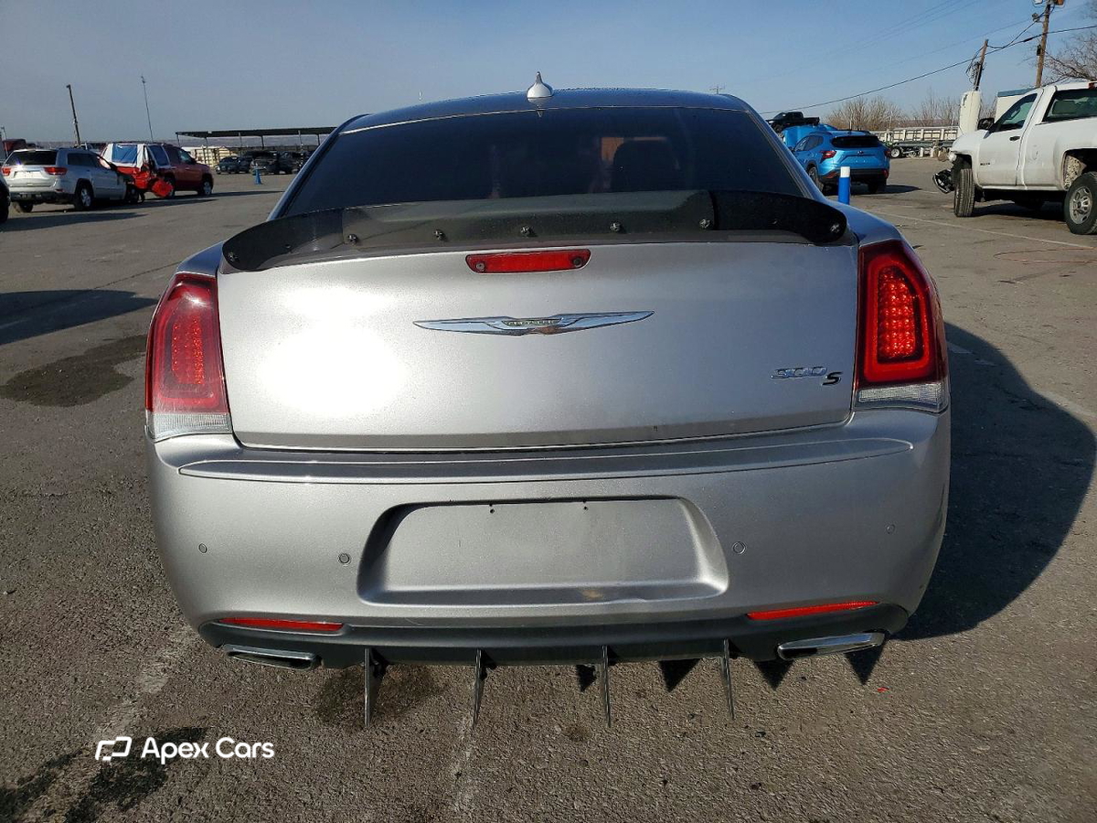 Chrysler 300 2018