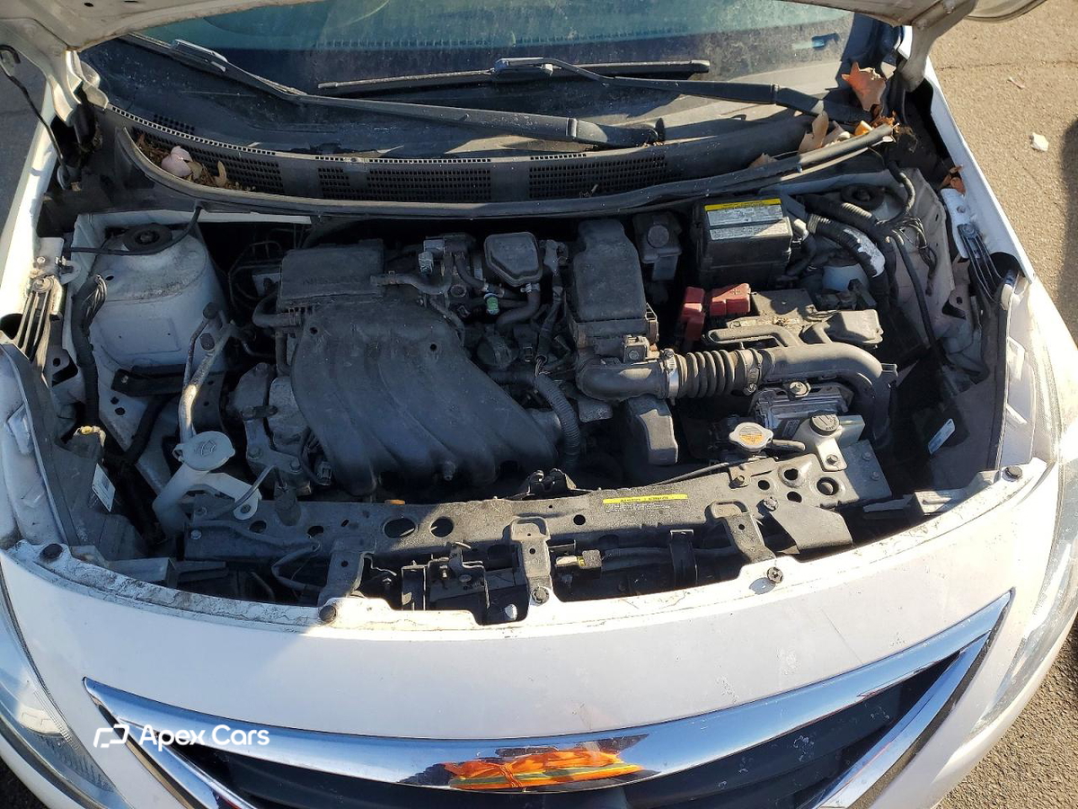 Nissan Versa 2016
