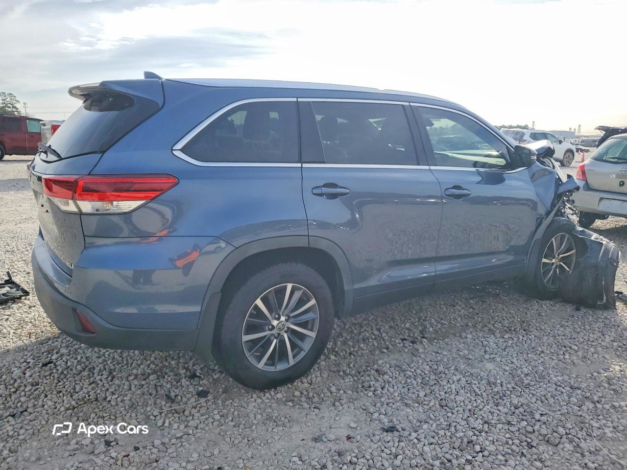 Toyota Highlander 2019