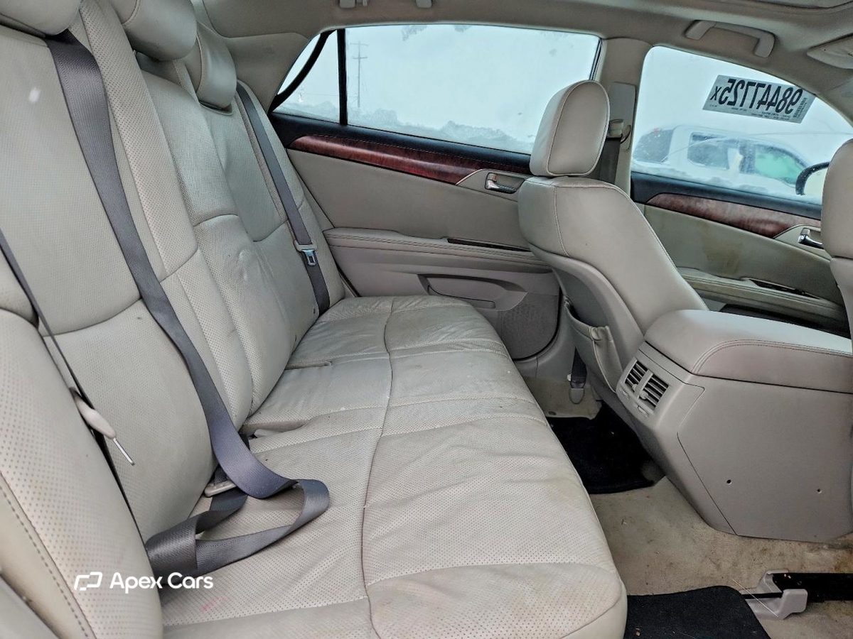 Toyota Avalon 2011