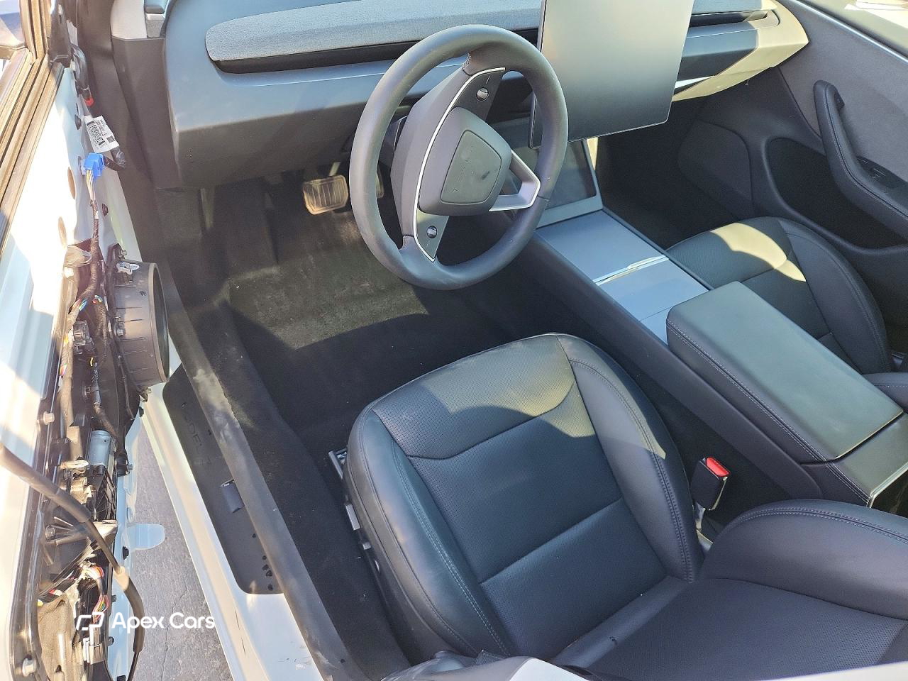 Tesla Model 3 2025