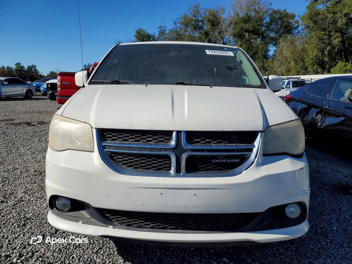Dodge Caravan 2011