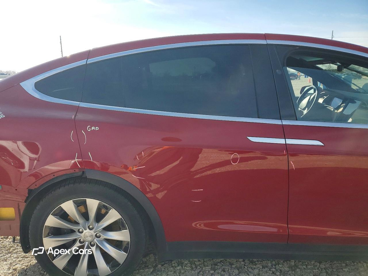 Tesla Model X 2019